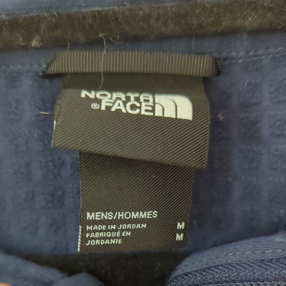 The North Face Men's Tekware™ Grid ¼-Zip jacket in navy - Picture 2 of 11